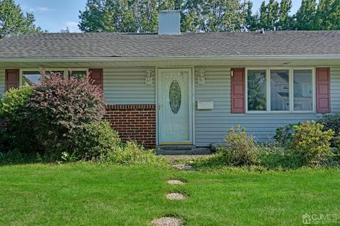141 Winthrop Rd, Edison, NJ 08817 photo 2