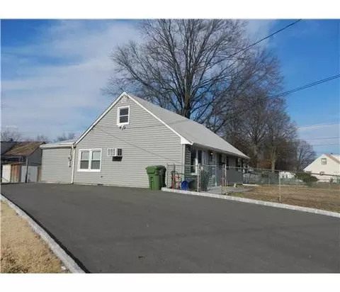 17 Ashley Rd, Edison, NJ 08817 photo 2