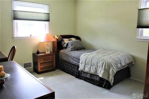 103 Calvert Ave, Edison, NJ 08820 photo 31