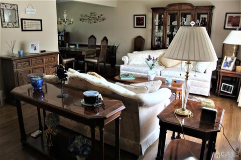 103 Calvert Ave, Edison, NJ 08820 photo 7