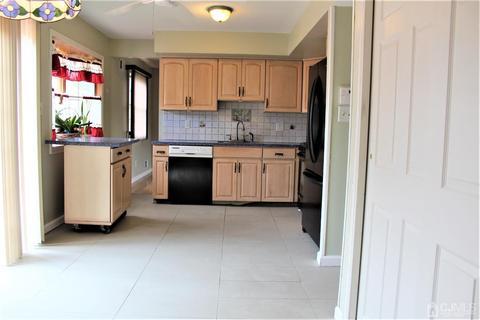 32 Heather Dr, Edison, NJ 08820 photo 13