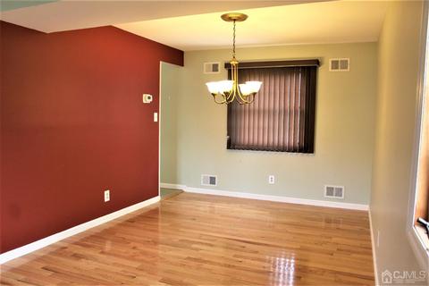 32 Heather Dr, Edison, NJ 08820 photo 12