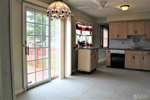 32 Heather Dr, Edison, NJ 08820 photo 14