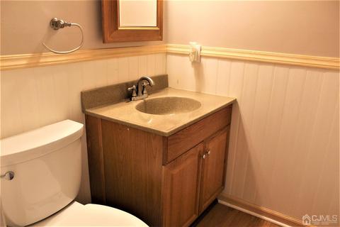 32 Heather Dr, Edison, NJ 08820 photo 24