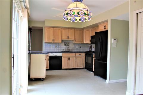 32 Heather Dr, Edison, NJ 08820 photo 15
