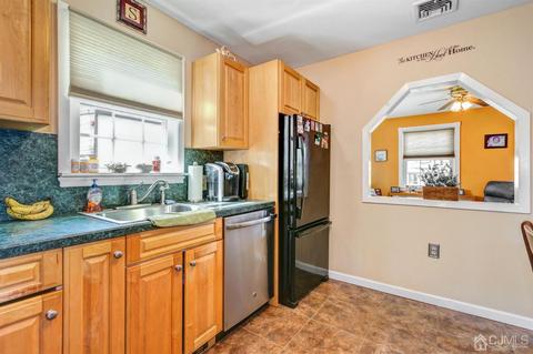 2 Philo Blvd, Edison, NJ 08837 photo 9