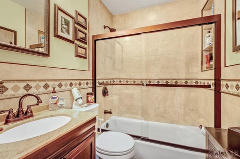 2 Philo Blvd, Edison, NJ 08837 photo 11