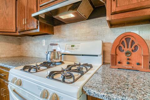 41 Lloyd St, Edison, NJ 08817 photo 12