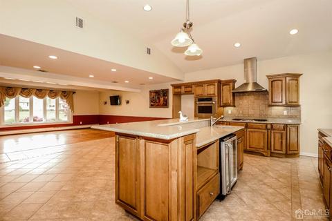28 Wheatsheaf Rd, Clark, NJ 07066 photo 21