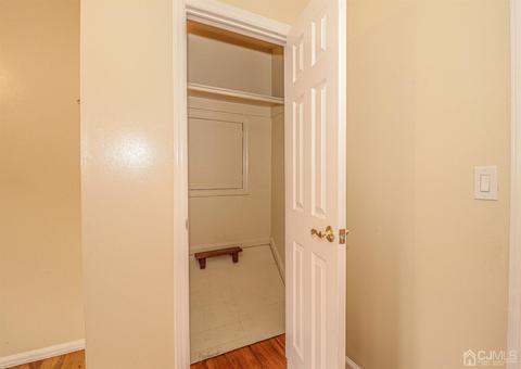 28 Wheatsheaf Rd, Clark, NJ 07066 photo 37