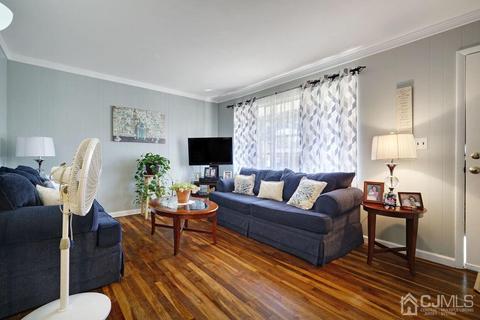 15 Washington Ave, Middlesex, NJ 08846 photo 8