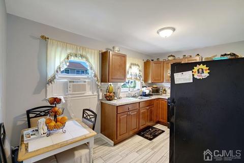 15 Washington Ave, Middlesex, NJ 08846 photo 16