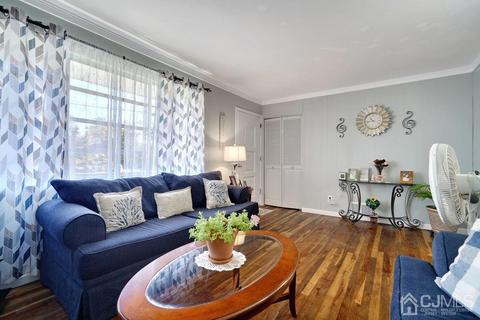15 Washington Ave, Middlesex, NJ 08846 photo 9