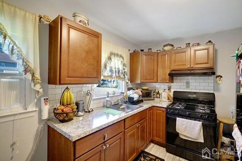 15 Washington Ave, Middlesex, NJ 08846 photo 17