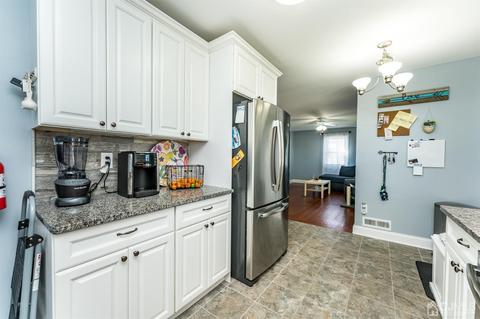 324 Codrington Pl, Bound Brook, NJ 08805 photo 9