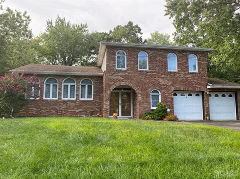 8 Devon Rd, Edison, NJ 08820 photo 1