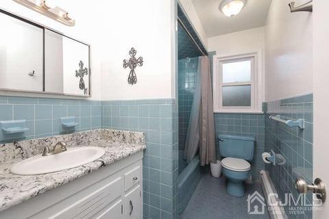 4 Sharp Rd, Edison, NJ 08837 photo 16