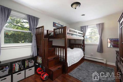 4 Sharp Rd, Edison, NJ 08837 photo 13