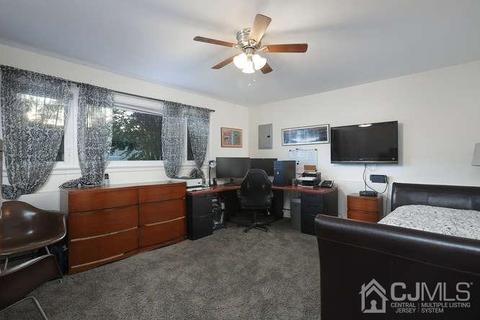4 Sharp Rd, Edison, NJ 08837 photo 17