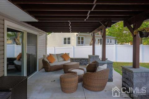 4 Sharp Rd, Edison, NJ 08837 photo 24