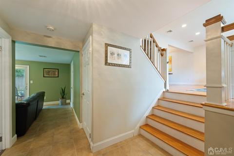 10 Whitehall Ave, Edison, NJ 08820 photo 17