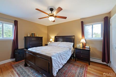 10 Whitehall Ave, Edison, NJ 08820 photo 21