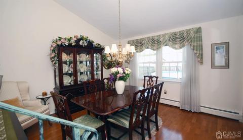 14 Mohawk Ave, Middlesex, NJ 08846 photo 9