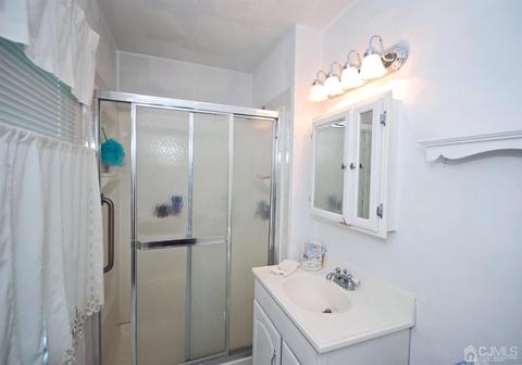 14 Mohawk Ave, Middlesex, NJ 08846 photo 15