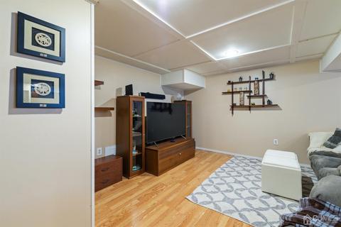 390 Seneca Ave, Middlesex, NJ 08846 photo 19
