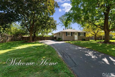 390 Seneca Ave, Middlesex, NJ 08846 photo 1