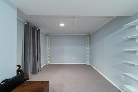 390 Seneca Ave, Middlesex, NJ 08846 photo 22
