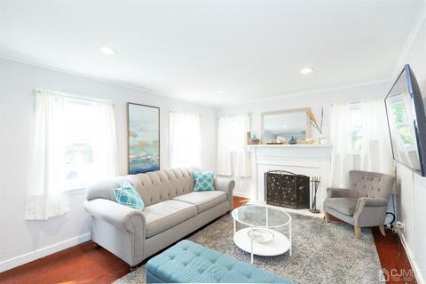 218 Echo Ave, Edison, NJ 08837 photo 4