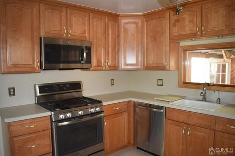 26 Bennett Rd, Matawan, NJ 07747 photo 4