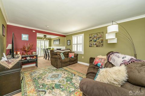 20 Macarthur Dr, Edison, NJ 08837 photo 4