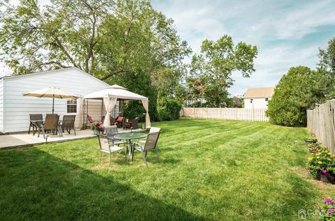 43 Walnut St, Edison, NJ 08817 photo 32