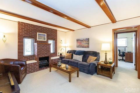 43 Walnut St, Edison, NJ 08817 photo 16