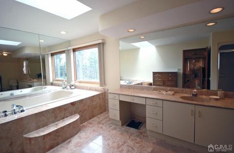 14 Sunset Ave, Edison, NJ 08820 photo 31