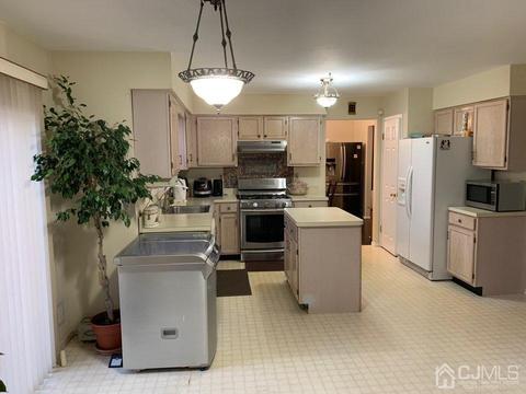 41 Amboy Rd, Matawan, NJ 07747 photo 6