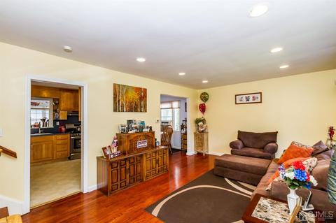 93 Henshaw Ave, Springfield, NJ 07081 photo 4