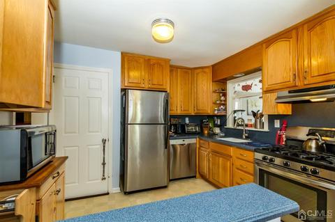 93 Henshaw Ave, Springfield, NJ 07081 photo 9