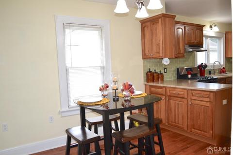 805 Second St, Dunellen, NJ 08812 photo 10