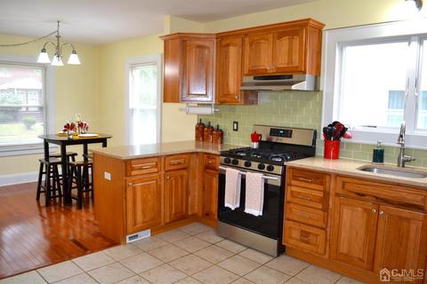 805 Second St, Dunellen, NJ 08812 photo 12