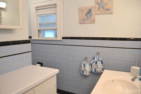 805 Second St, Dunellen, NJ 08812 photo 14