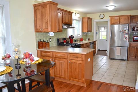 805 Second St, Dunellen, NJ 08812 photo 11