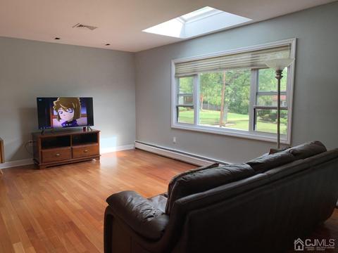 7 Falcon Dr, Edison, NJ 08820 photo 7