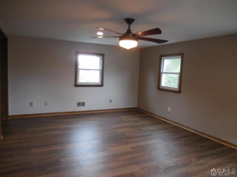 444 Fairview Ave, Middlesex, NJ 08846 photo 7