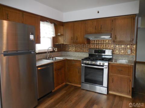 444 Fairview Ave, Middlesex, NJ 08846 photo 6