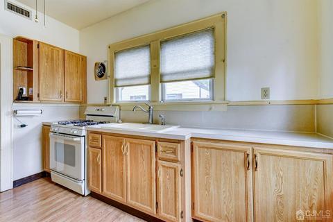 133 Stephenson Ave, Middlesex, NJ 08846 photo 16