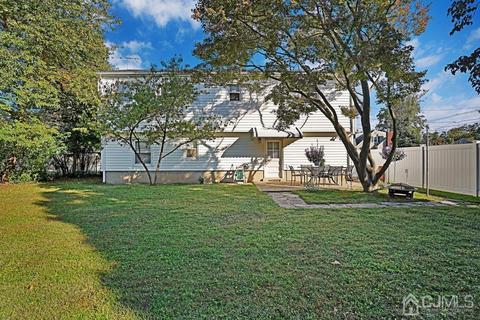 1 Milton Pl, Middlesex, NJ 08846 photo 2