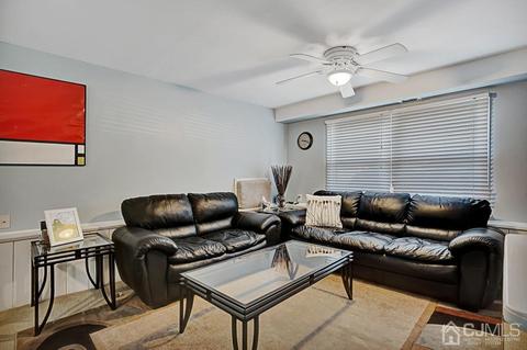 1 Milton Pl, Middlesex, NJ 08846 photo 18